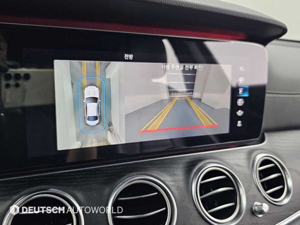 벤츠 E 클래스 E-클래스 W213 E220d 4MATIC AMG라인 이미지 15