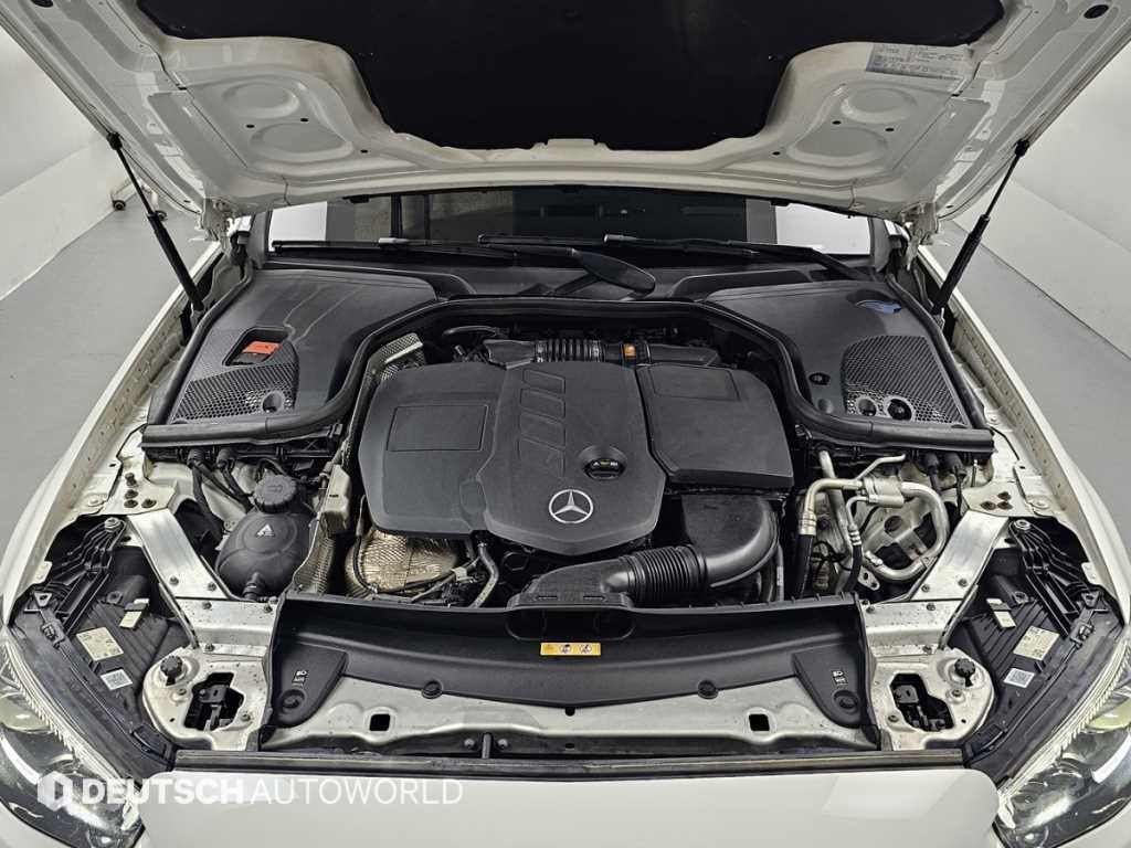 벤츠 E 클래스 E-클래스 W213 E220d 4MATIC AMG라인 이미지 6