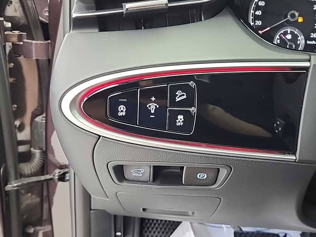 제네시스 GV70 2.2 디젤 2WD 이미지 18