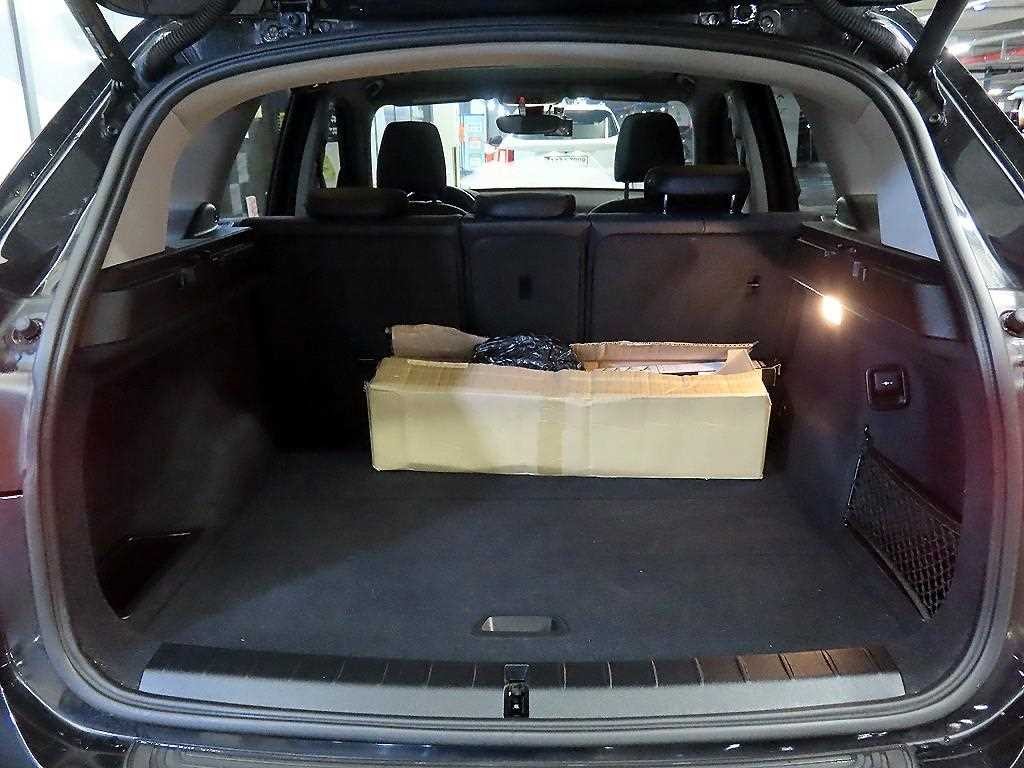 BMW X1 X1 (F48) xDrive 18d 프리미엄 이미지 17