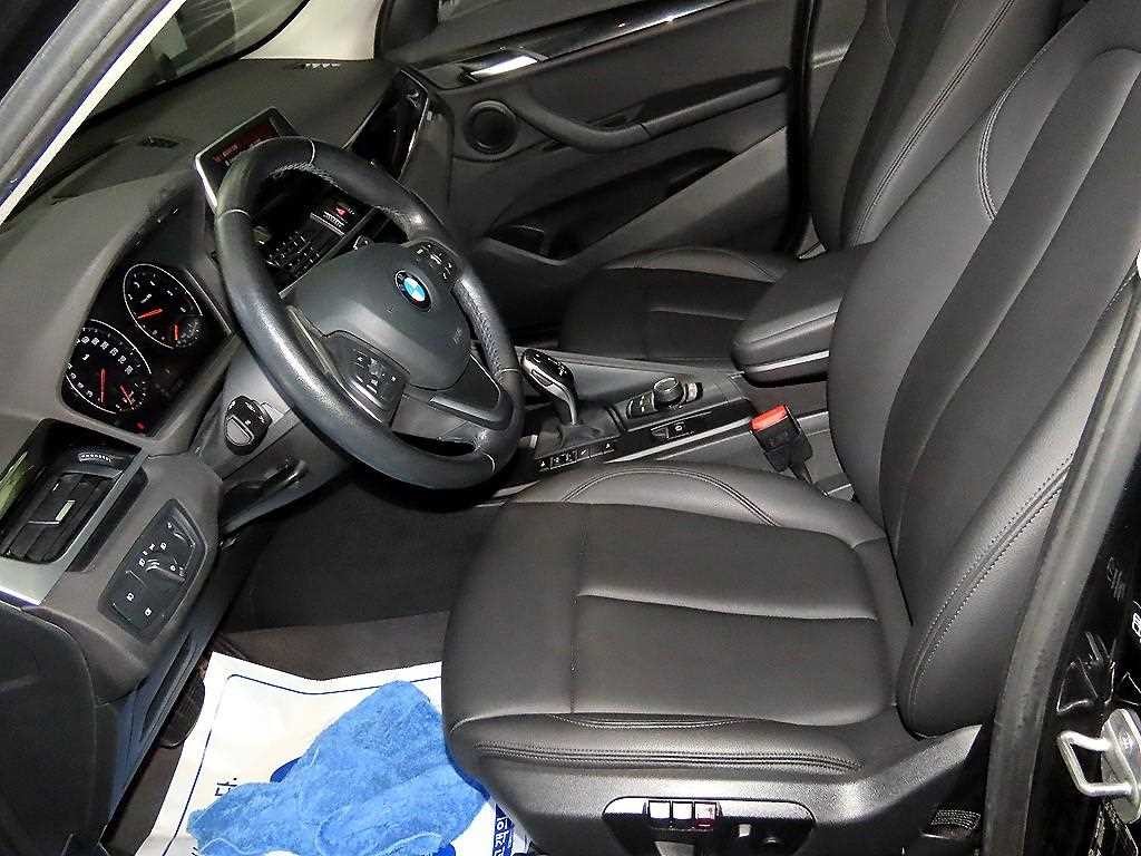 BMW X1 X1 (F48) xDrive 18d 프리미엄 이미지 6