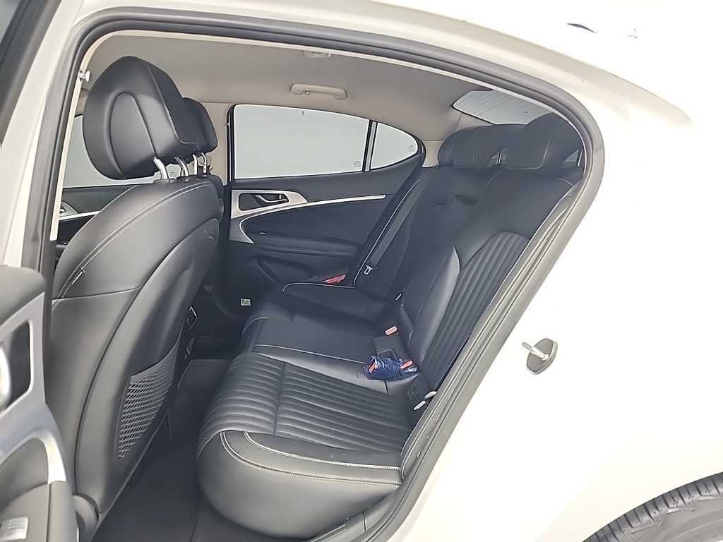 제네시스 G70 더 뉴 G70 가솔린 2.0T 2WD 기본형 이미지 12