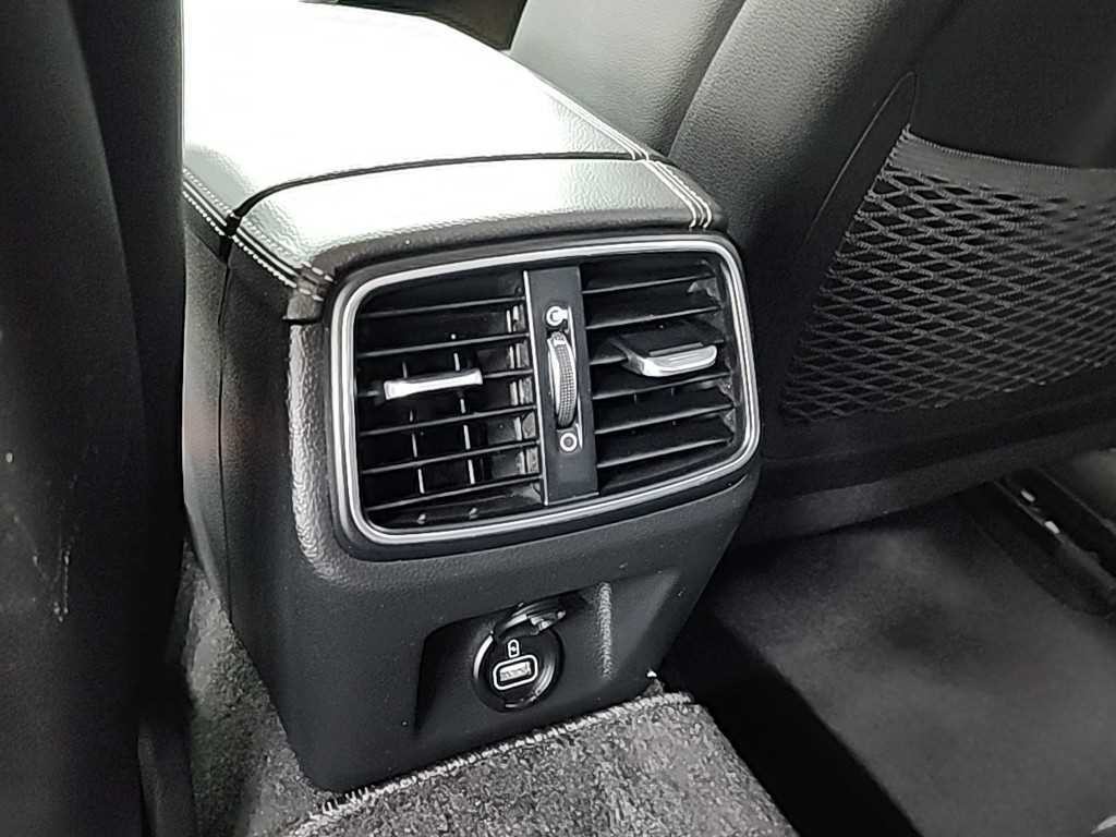 제네시스 G70 더 뉴 G70 가솔린 2.0T 2WD 기본형 이미지 14