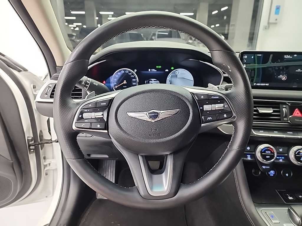 제네시스 G70 더 뉴 G70 가솔린 2.0T 2WD 기본형 이미지 9