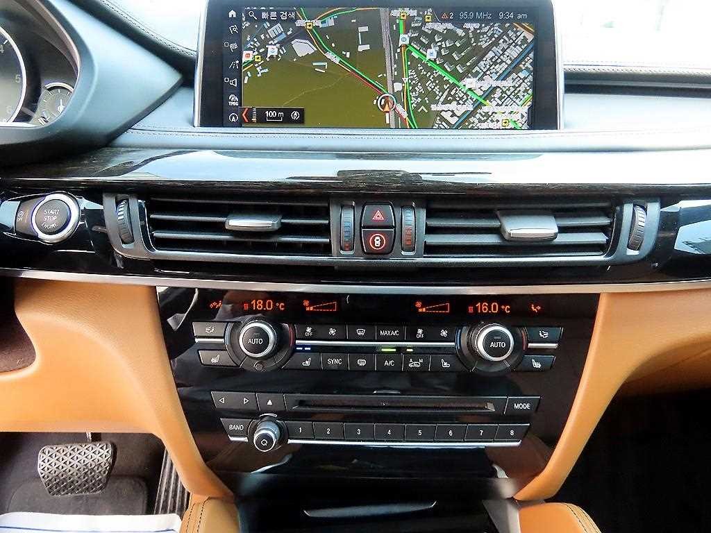 BMW X6 X6 (F16) M50 D 이미지 12