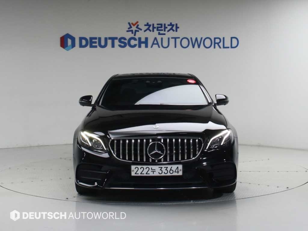 벤츠 E 클래스 E-클래스 W213 E350 4MATIC AMG LINE 이미지 3