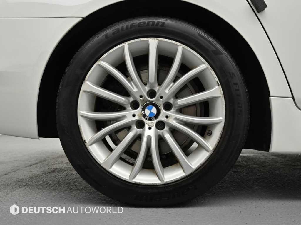 BMW 5시리즈 5시리즈 (F10) 520d M 에어로다이나믹 이미지 6