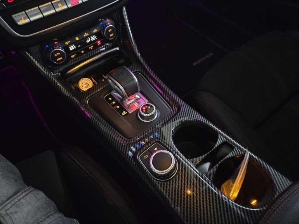 벤츠 GLA 클래스 GLA클래스 X156 GLA45 AMG 4MATIC 이미지 11