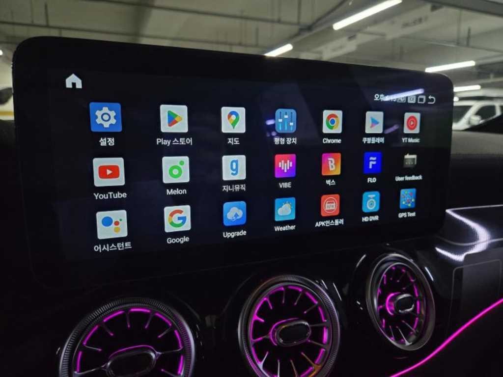 벤츠 GLA 클래스 GLA클래스 X156 GLA45 AMG 4MATIC 이미지 13