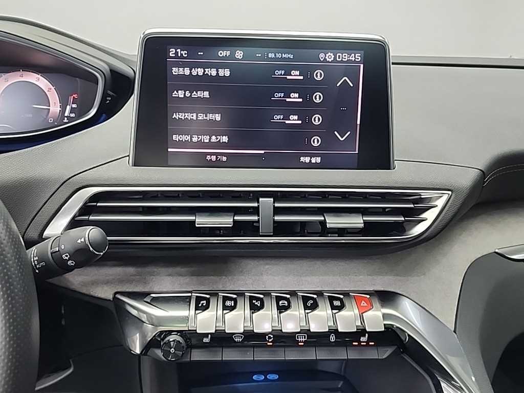 푸조 5008 5008 2세대 1.2 Pure Tech GT 이미지 10