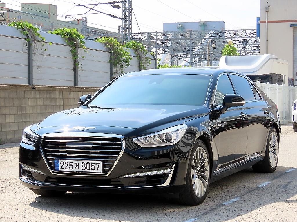 제네시스 EQ900 5.0 GDI AWD 프레스티지 이미지 2