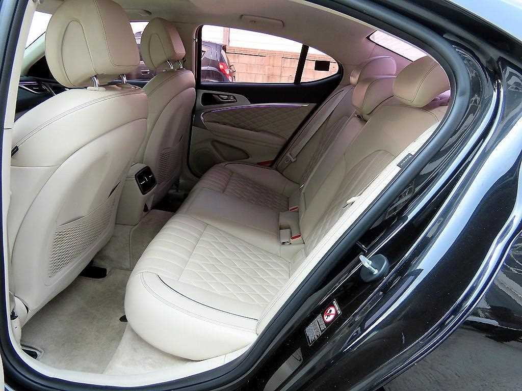 제네시스 G70 2.0T AWD 스포츠 패키지 이미지 6