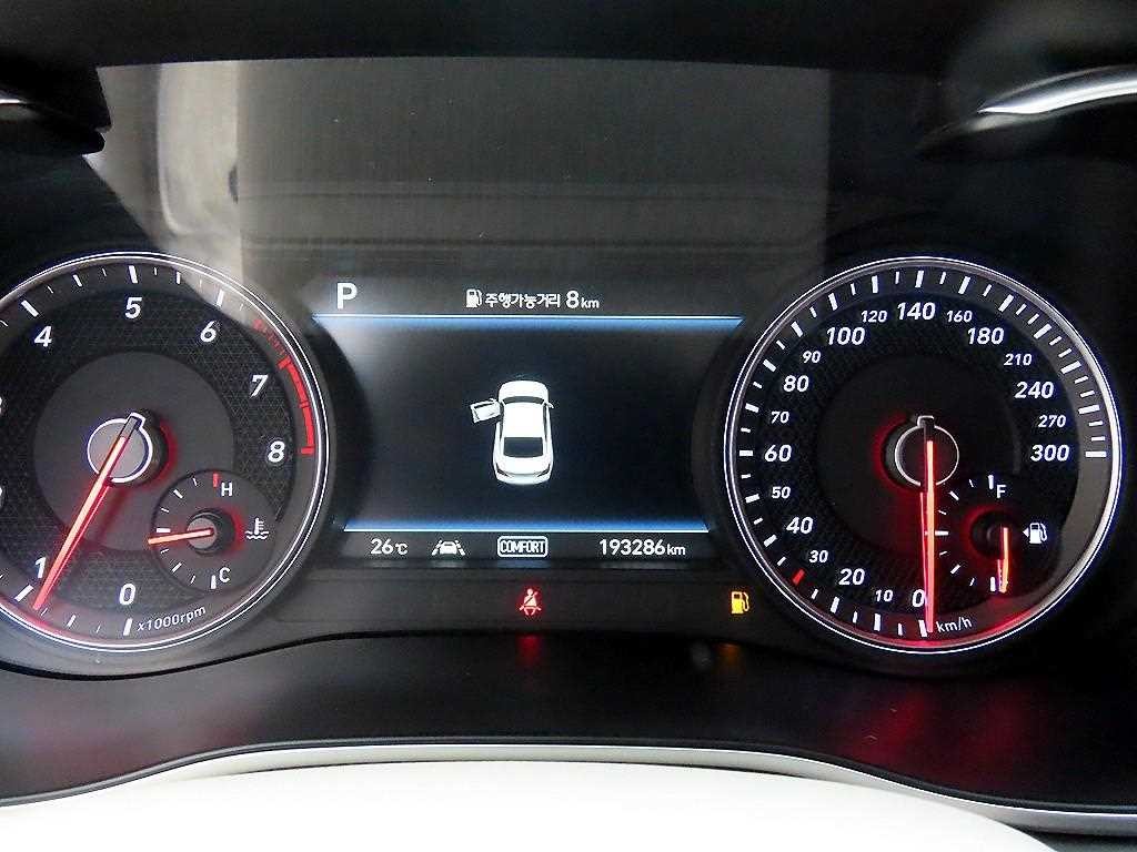 제네시스 G70 2.0T AWD 스포츠 패키지 이미지 9