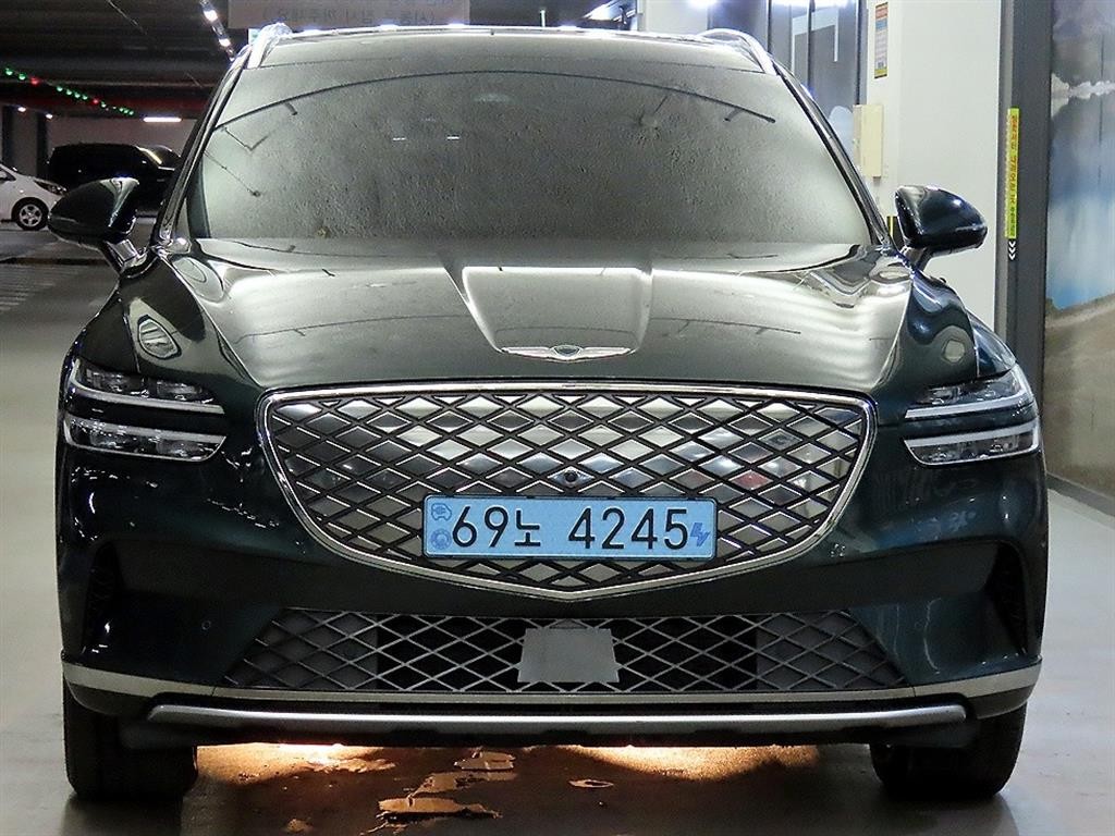 제네시스 GV70 일렉트리파이드 GV70 e-AWD 이미지 2