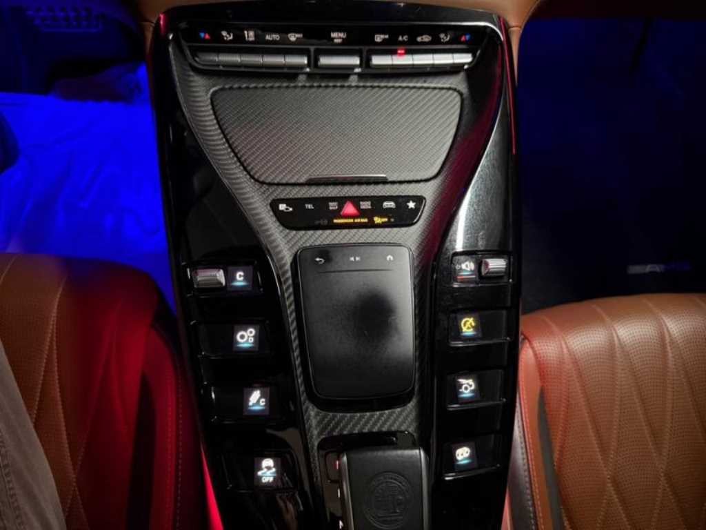 벤츠 AMG GT 4도어 63 S 4MATIC+ 이미지 11