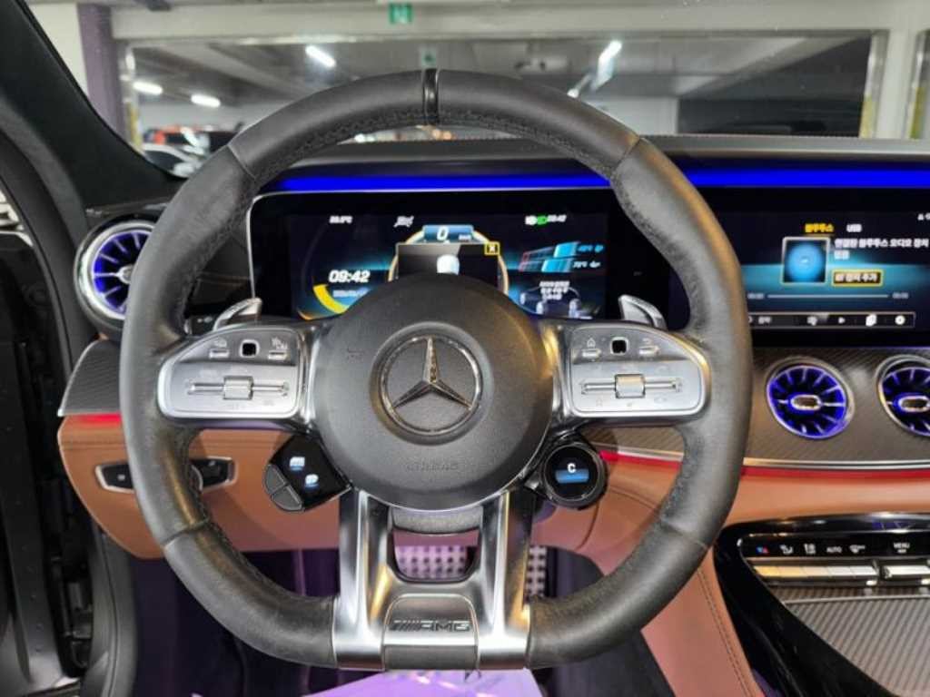벤츠 AMG GT 4도어 63 S 4MATIC+ 이미지 8
