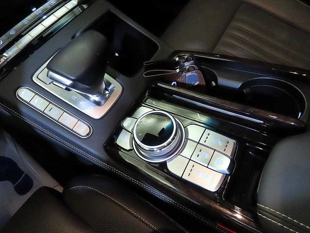 제네시스 G90 3.8 GDI AWD 프리미엄 럭셔리 이미지 12