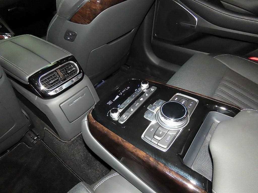 제네시스 G90 3.8 GDI AWD 프리미엄 럭셔리 이미지 15