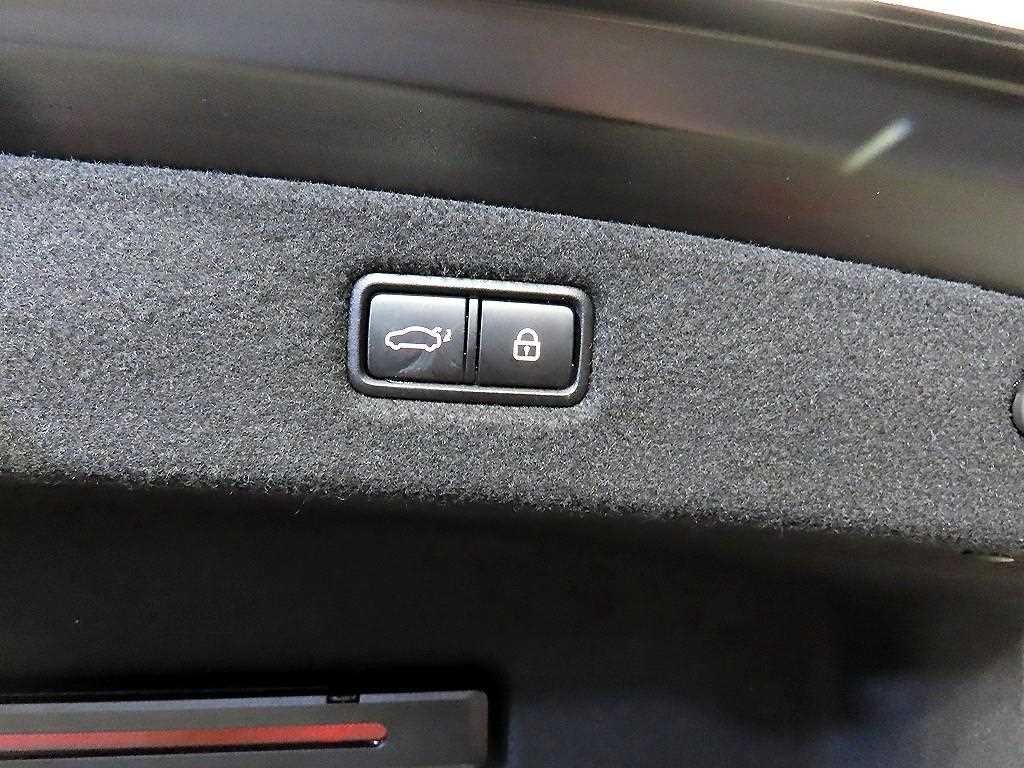 제네시스 G90 3.8 GDI AWD 프리미엄 럭셔리 이미지 16