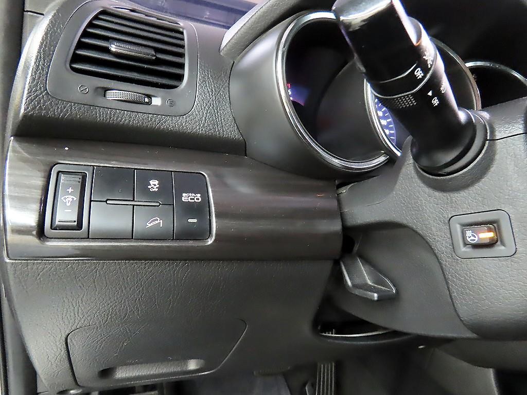 기아 쏘렌토 쏘렌토 R 디젤 2WD 2.0 TLX 최고급형 이미지 12