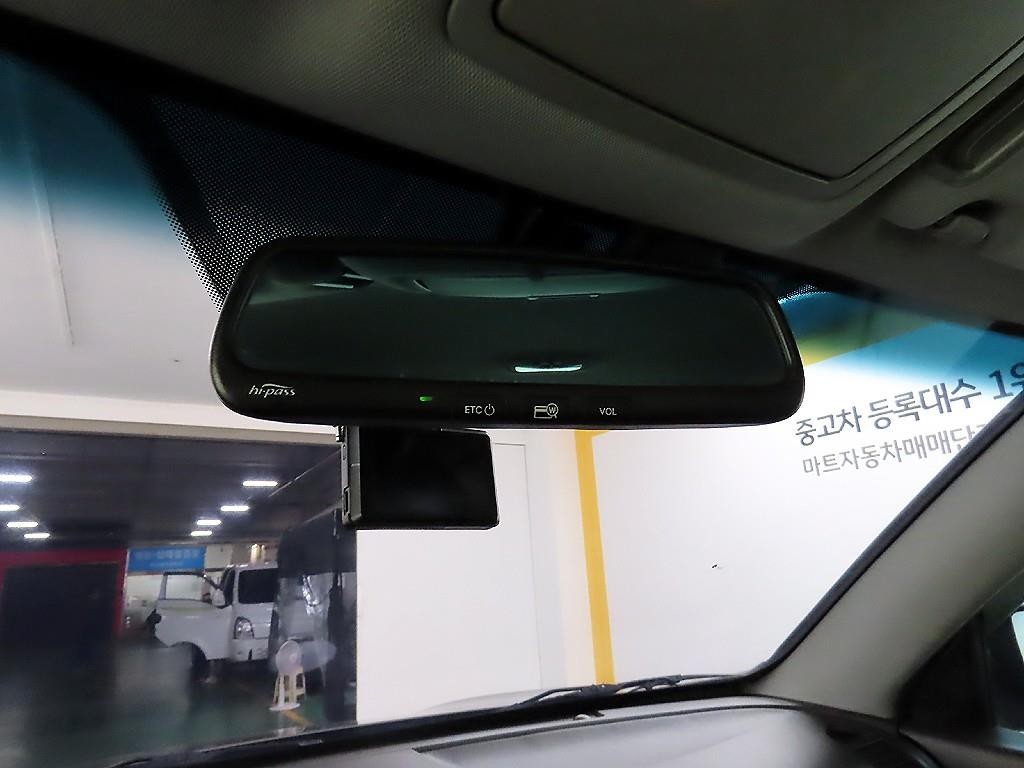 기아 쏘렌토 쏘렌토 R 디젤 2WD 2.0 TLX 최고급형 이미지 17