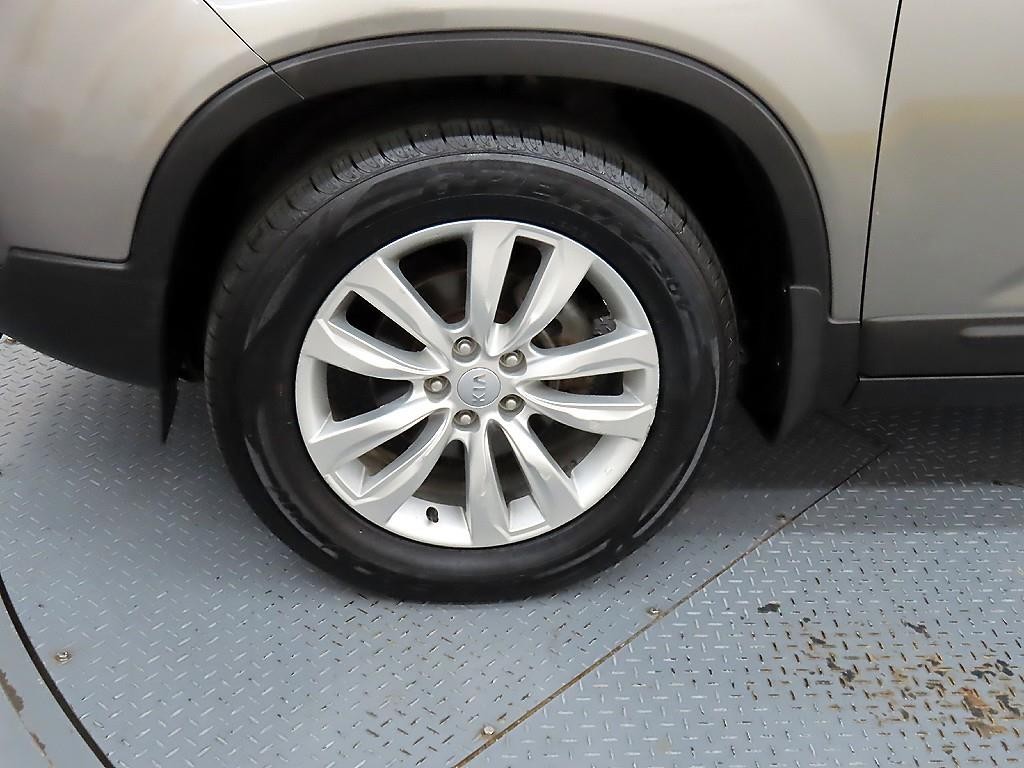 기아 쏘렌토 쏘렌토 R 디젤 2WD 2.0 TLX 최고급형 이미지 20