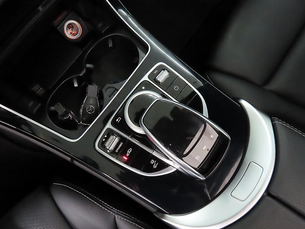 벤츠 C 클래스 C클래스 W205 C350e 이미지 14