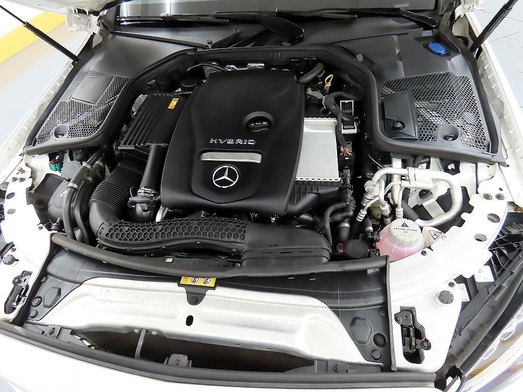 벤츠 C 클래스 C클래스 W205 C350e 이미지 19