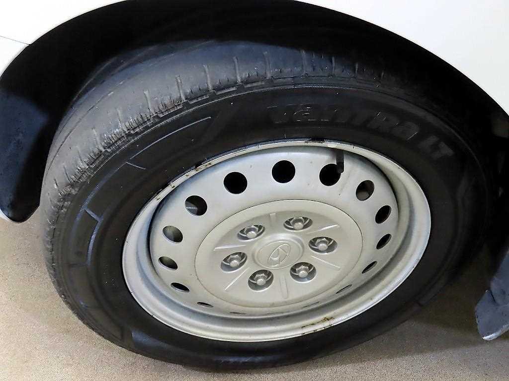 현대 스타리아 2WD 디젤 카고 스마트 5인승 이미지 19