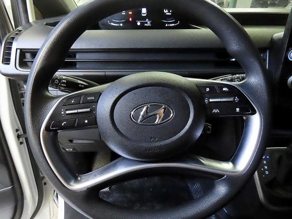 현대 스타리아 2WD 디젤 카고 스마트 5인승 이미지 8