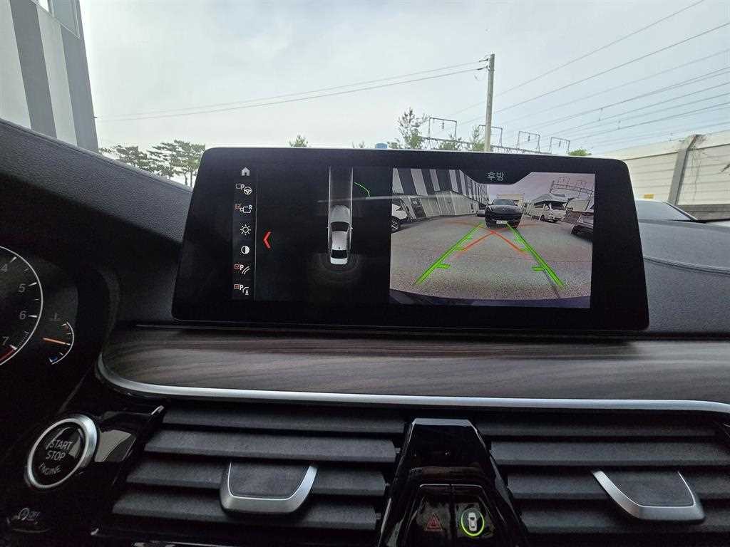 BMW 5시리즈 5시리즈 (G30) 530i 럭셔리 플러스 이미지 11