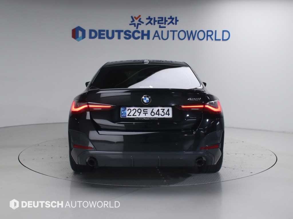 BMW 4시리즈 4시리즈 (G22) 420i 그란쿠페M 스포츠 퍼포먼스팩 이미지 4