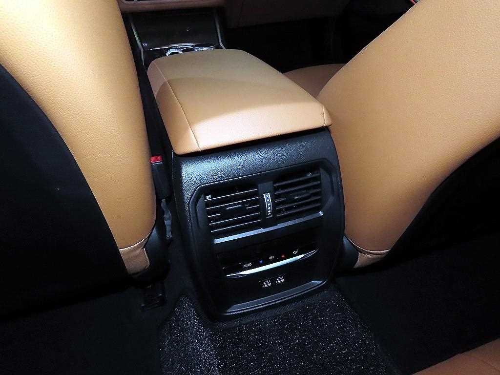 BMW 3시리즈 3시리즈 (G20) 320i M 스포츠 이미지 15