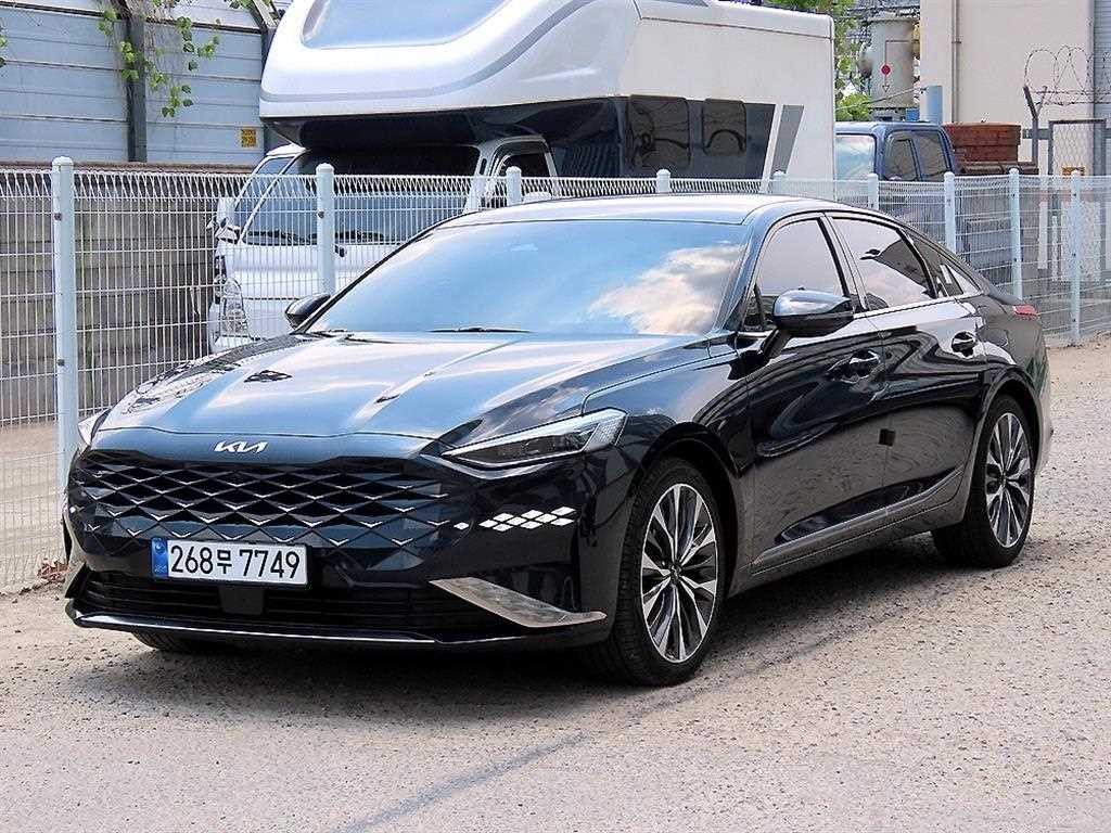기아 K8 2.5 2WD 시그니처 이미지 2