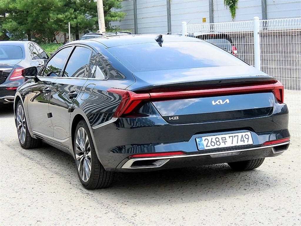 기아 K8 2.5 2WD 시그니처 이미지 3