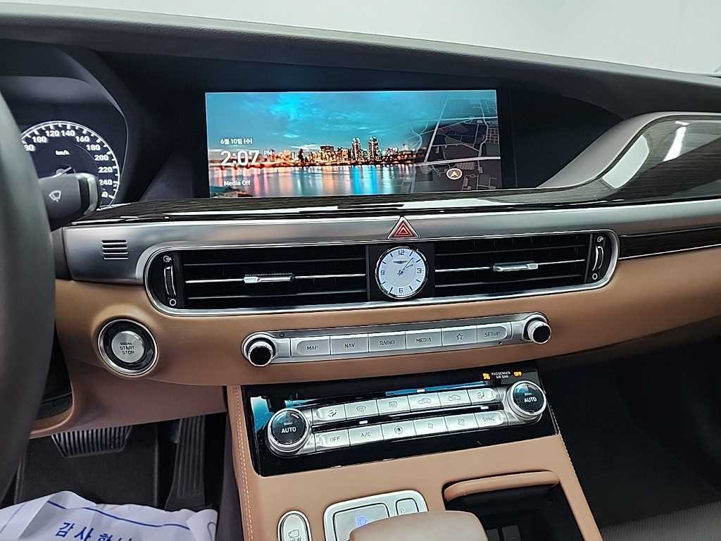제네시스 G90 3.8 GDI 럭셔리 이미지 10