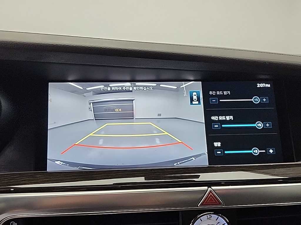 제네시스 G90 3.8 GDI 럭셔리 이미지 16