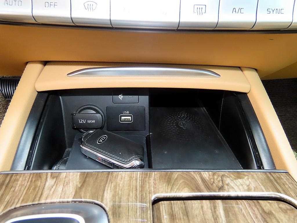 기아 K9 더 K9 3.8 GDI AWD 그랜드 플래티넘 이미지 15