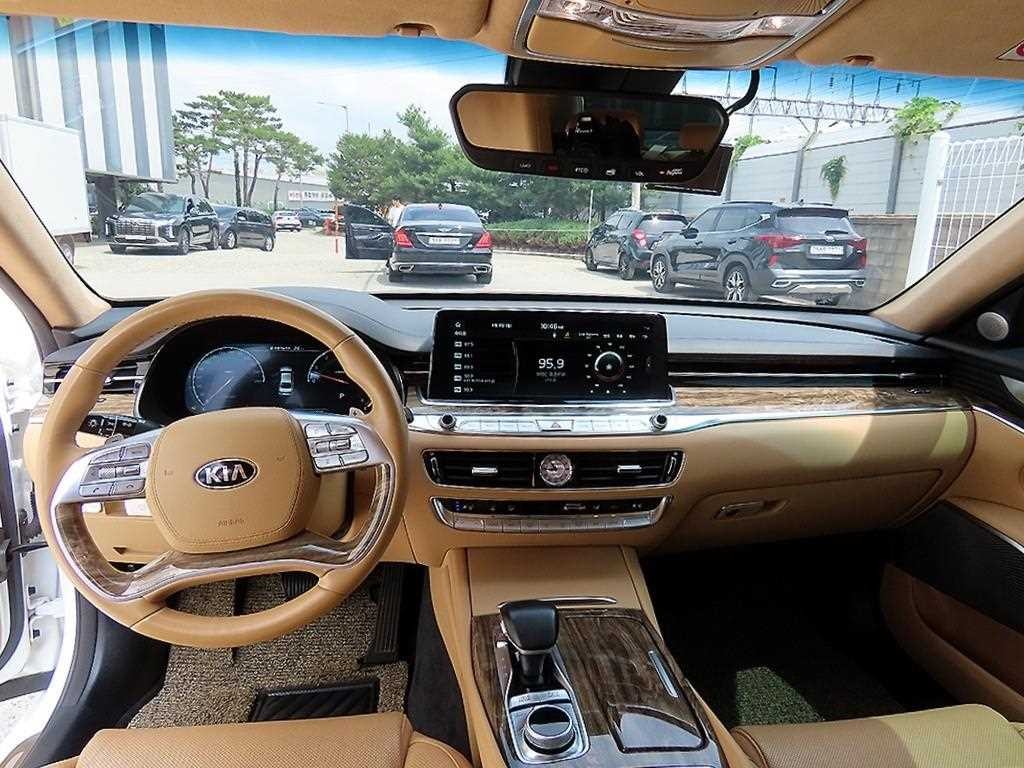 기아 K9 더 K9 3.8 GDI AWD 그랜드 플래티넘 이미지 7