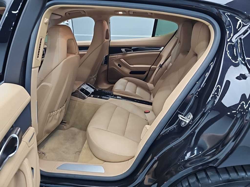 포르쉐 파나메라 3.6 AWD 이미지 12