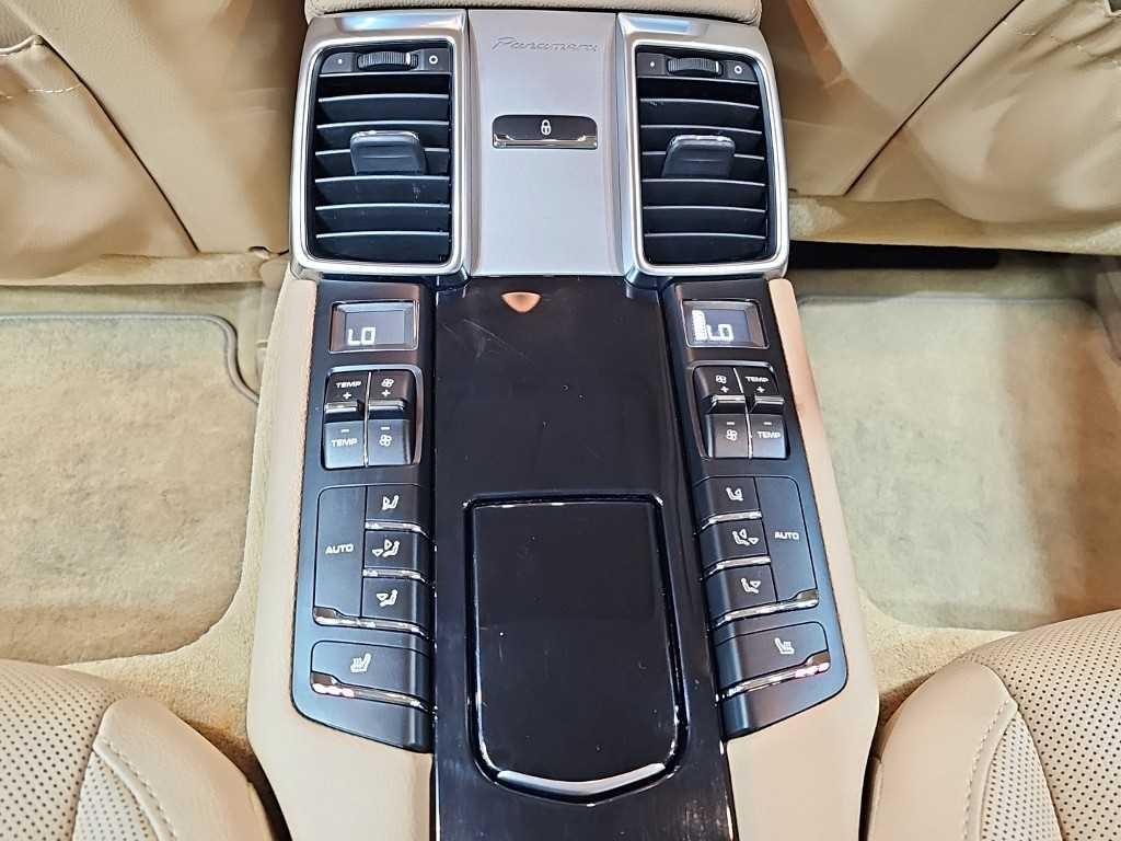포르쉐 파나메라 3.6 AWD 이미지 13