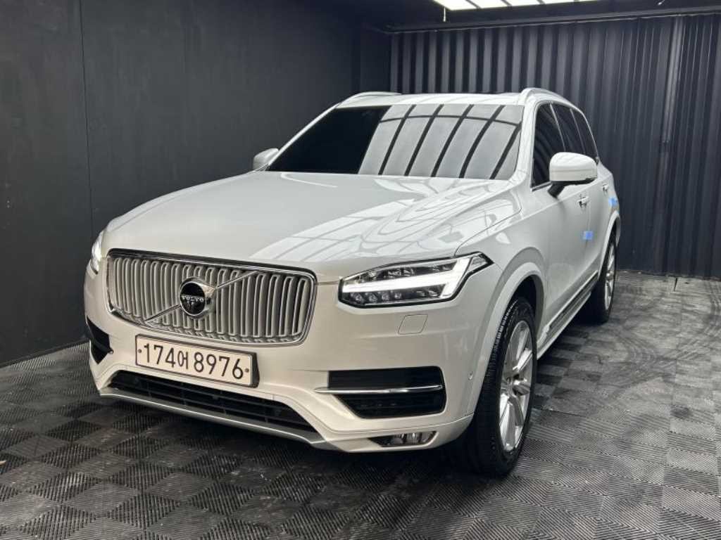 볼보 XC90 XC90 2세대 2.0 D5 AWD 인스크립션 이미지 3
