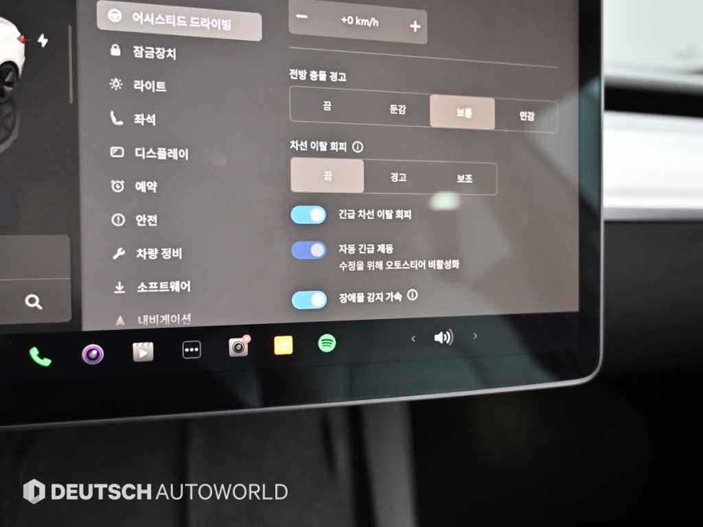 테슬라 모델 3 롱 레인지 이미지 17