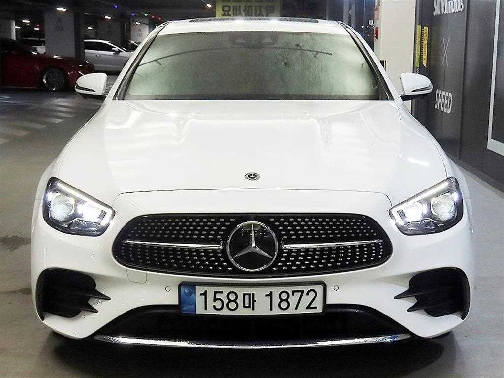 벤츠 E 클래스 E-클래스 W213 E220d 4MATIC AMG라인 이미지 2