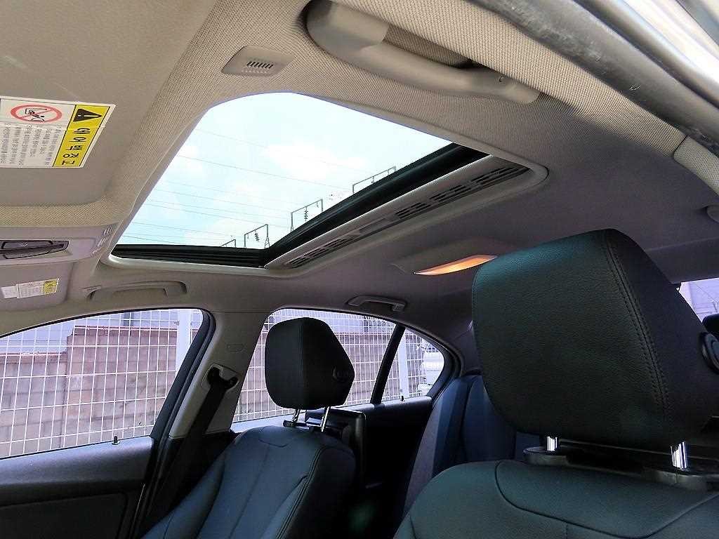 BMW 3시리즈 3시리즈 (F30) 320d ED에디션 이미지 18