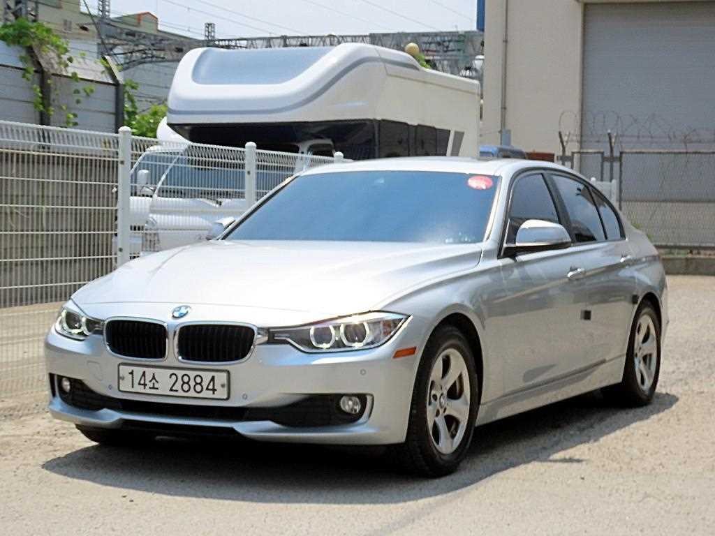 BMW 3시리즈 3시리즈 (F30) 320d ED에디션 이미지 2