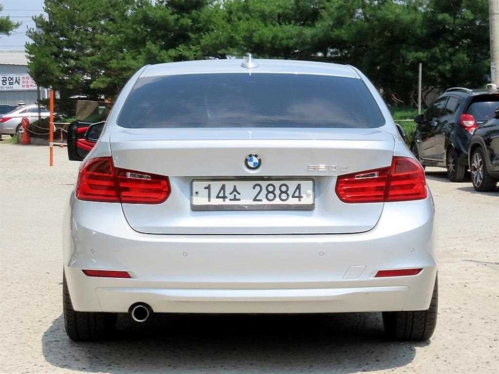 BMW 3시리즈 3시리즈 (F30) 320d ED에디션 이미지 4