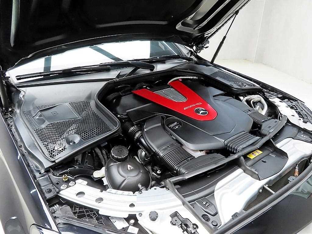 벤츠 C 클래스 C클래스 W205 C43 AMG 4MATIC 쿠페 이미지 18