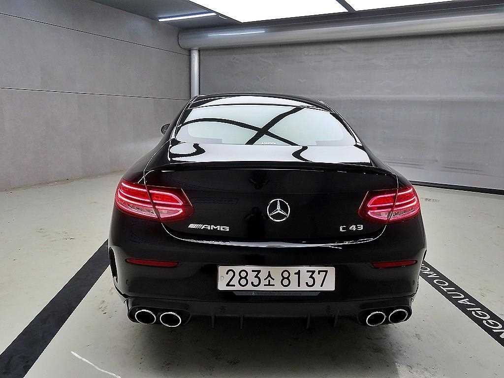 벤츠 C 클래스 C클래스 W205 C43 AMG 4MATIC 쿠페 이미지 3