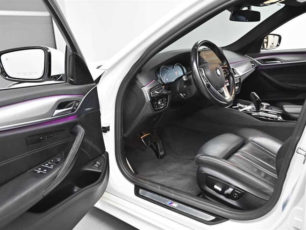 BMW 5시리즈 5시리즈 (G30) 530i M 스포츠 플러스 이미지 10